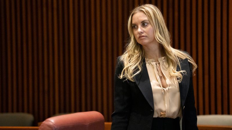 Featured image for Ohio Plastic Surgeon Loses Medical License After Livestreaming Operations on TikTok