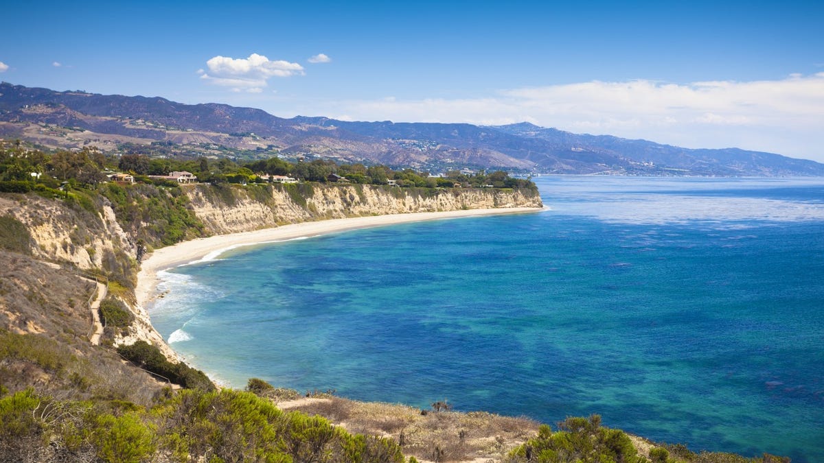 Featured image for "Southern California Shaken by 3.8 Magnitude Earthquake in Malibu"