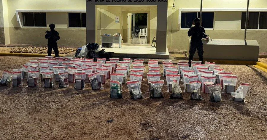 Featured image for U.S. Navy Seizes Major Cocaine Shipment in Dominican Waters