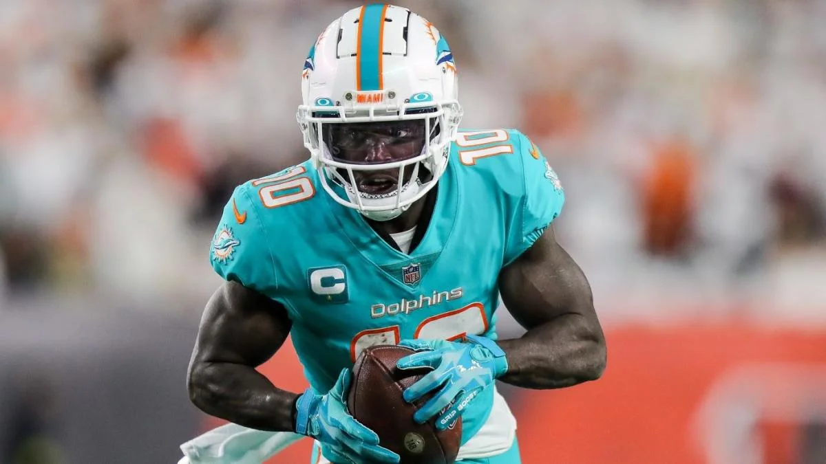 "Mastering NFL Survivor Pools: Avoiding the Top 10 Mistakes and Assembling the Ultimate 2023 Squad"