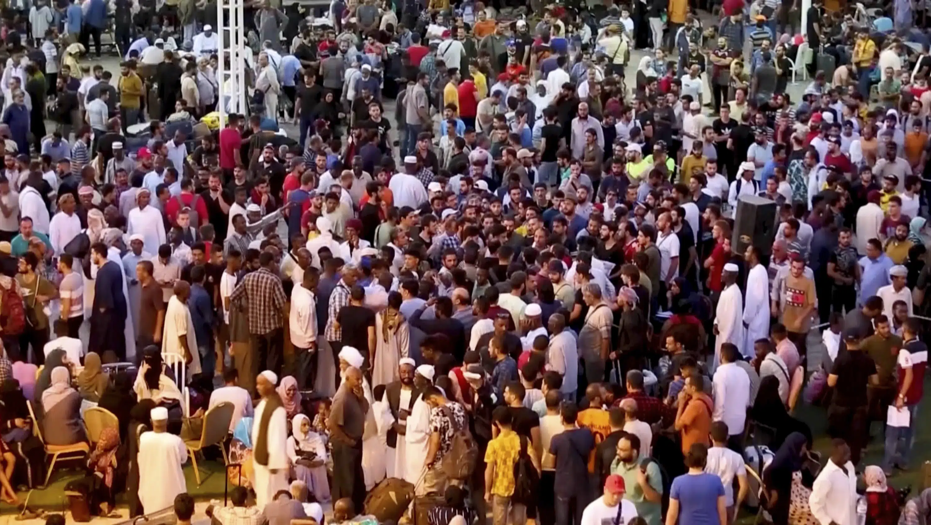 Sudan's Main Seaport Overwhelmed by Those Seeking Rescue and Safety