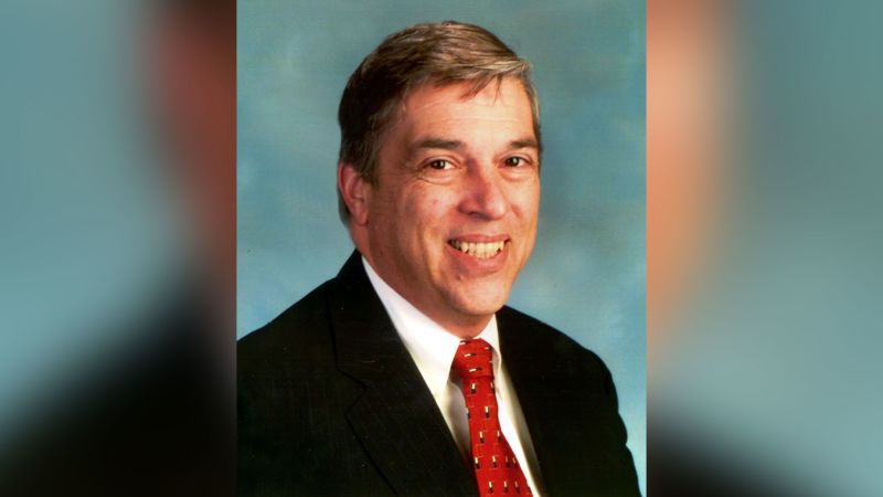 Featured image for Convicted spy Robert Hanssen passes away behind bars.