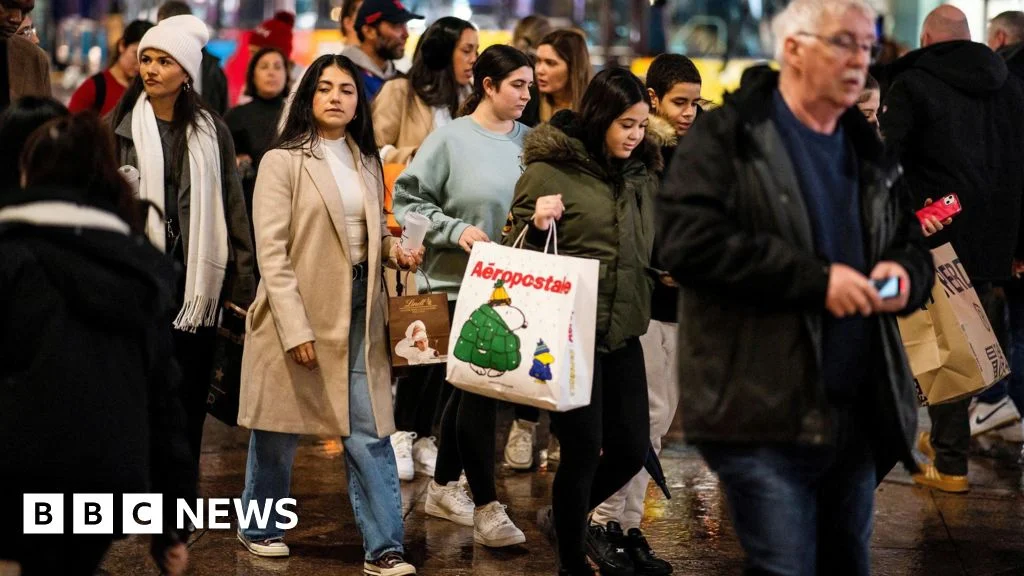 New York Fed: 2025 Tariffs Burden Falls Mainly on U.S. Firms and Consumers