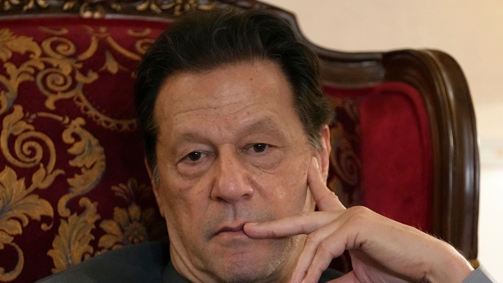 "PTI Emerges as Lead Party, Poised to Form Government at Centre"