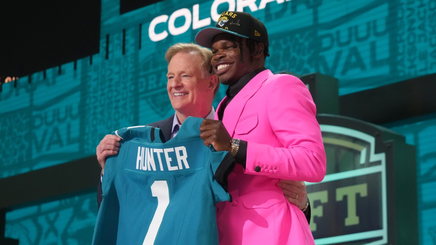 2025 Fantasy Football: Top NFL Offseason Moves Include Jags' Hunter and Rams' Adams