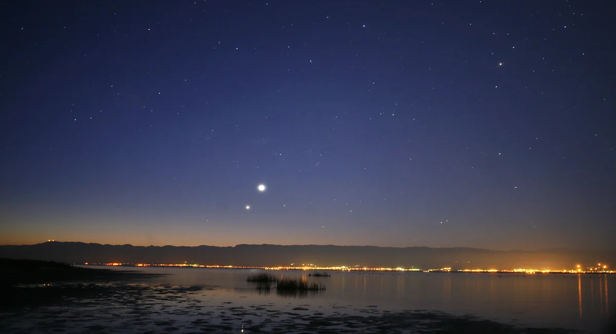 Featured image for September's Night Sky: Key Celestial Events and Constellations to Watch