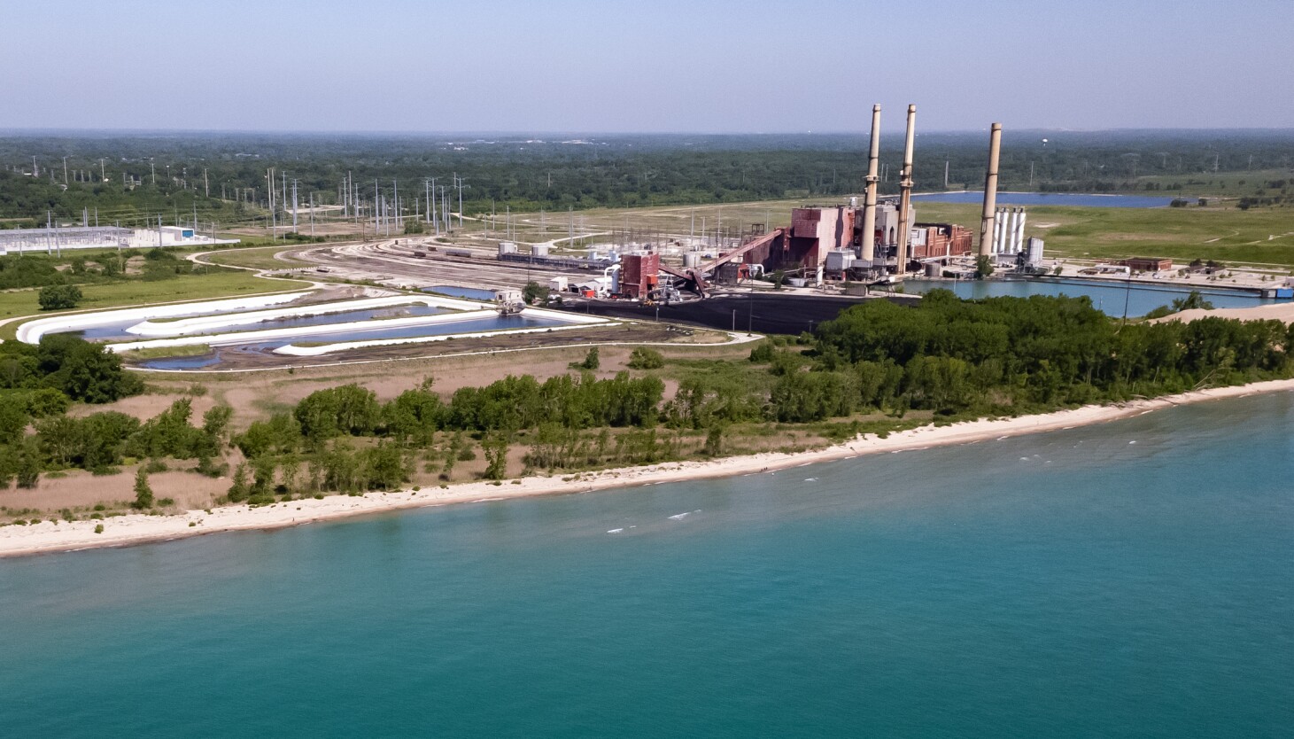 Featured image for Illinois Faces Power Shortage Amid Surge in AI Data Center Energy Use