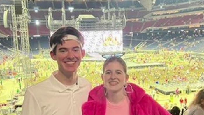 Taylor Swift Fans Raise Over $100K for Man Killed After Houston Concert.