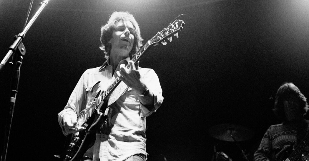 Featured image for Bob Weir, Grateful Dead Co-Founder, Dies at 78