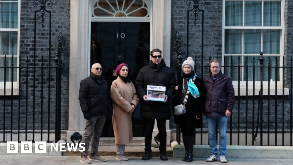 Featured image for Family of British Detained in Iran Urges Government to Act