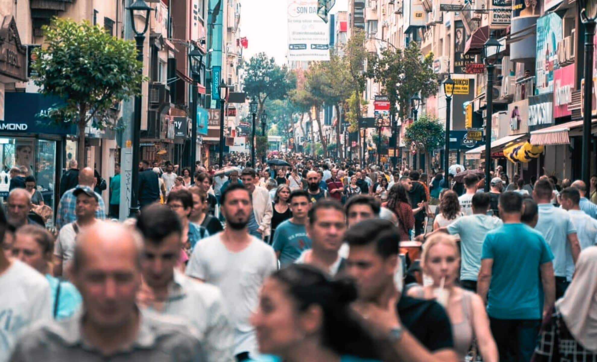 Featured image for October 31, 2000: The Last Day of Humanity Before Change