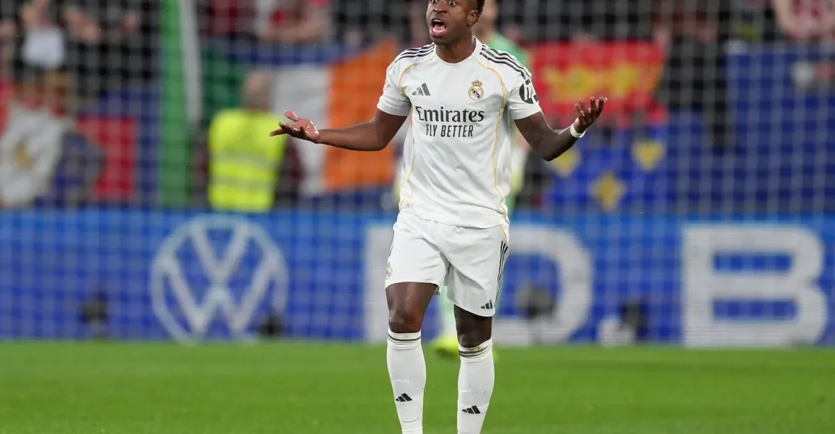 Osasuna edges Real Madrid with late winner at El Sadar