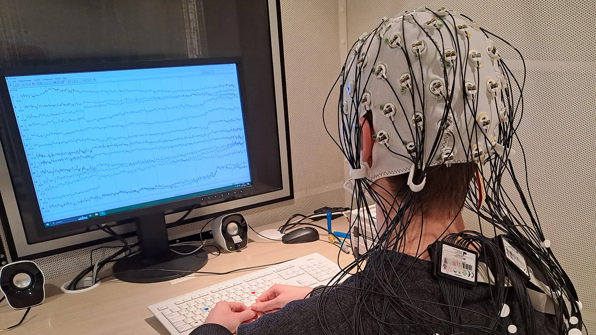 Featured image for Smart Minds Sync to Their Brain's Hidden Rhythm