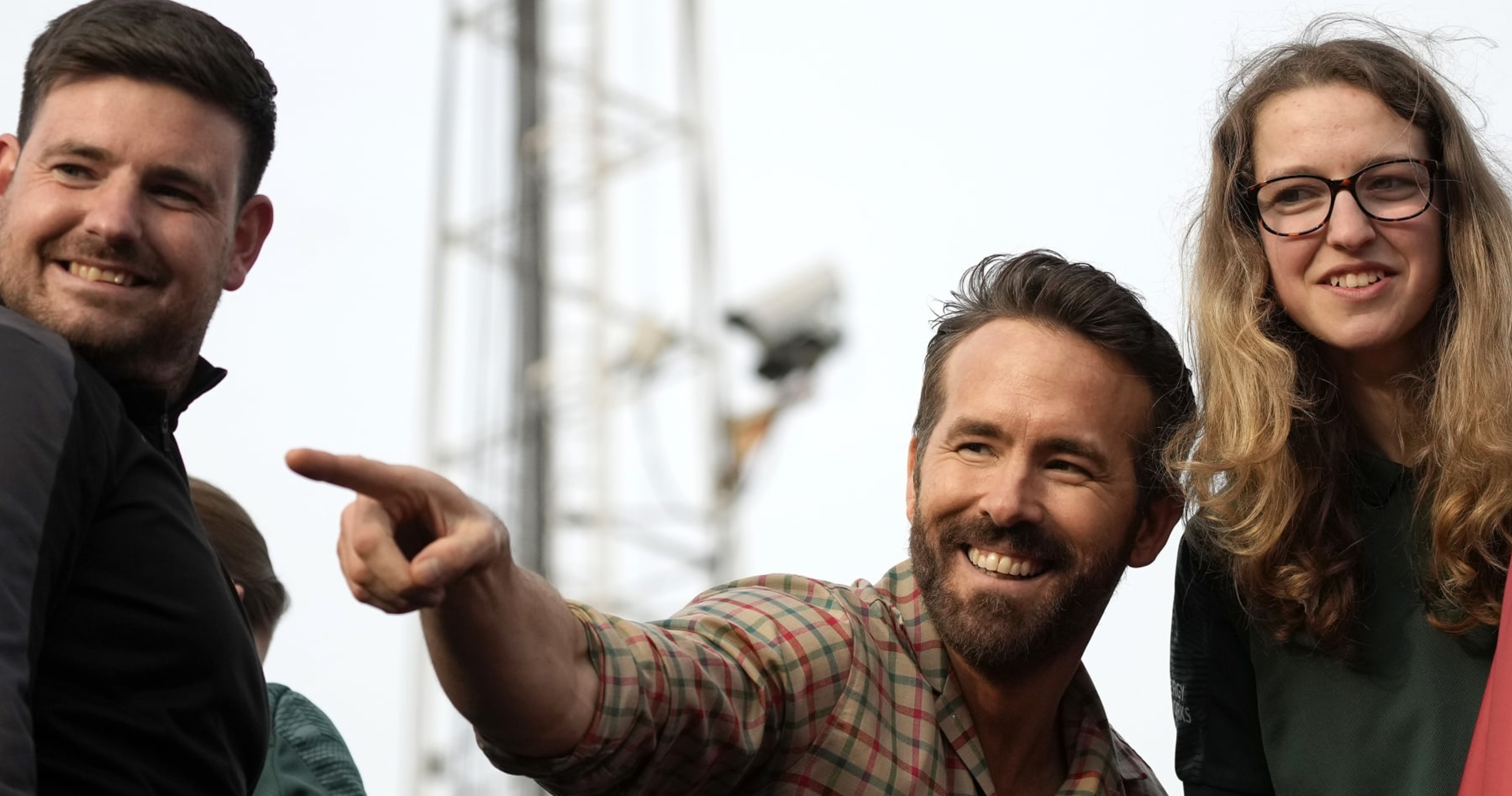 Ryan Reynolds' Bid to Buy Ottawa Senators Fails