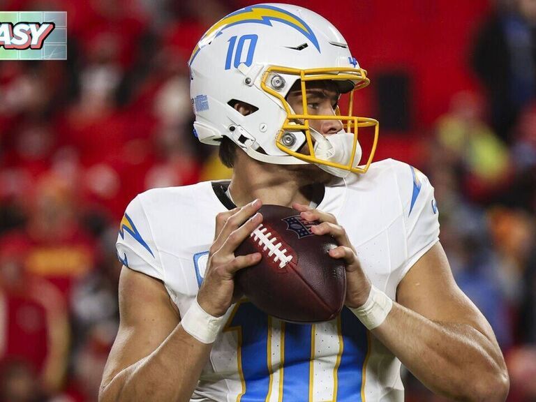 Week 15 Fantasy Football: Rankings, Injuries, and Start/Sit Advice