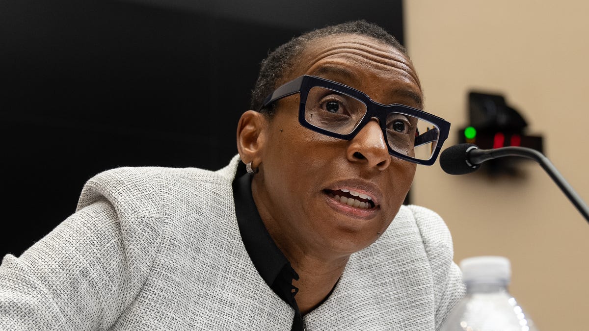 Harvard President Faces Plagiarism Probe and Donor Backlash