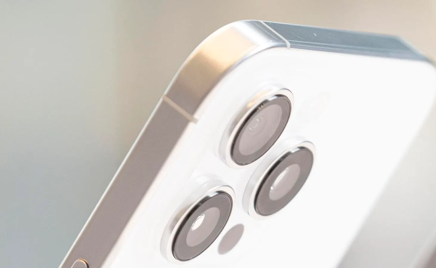 Apple Faces Legal Challenges Over iCloud Security and CSAM Detection