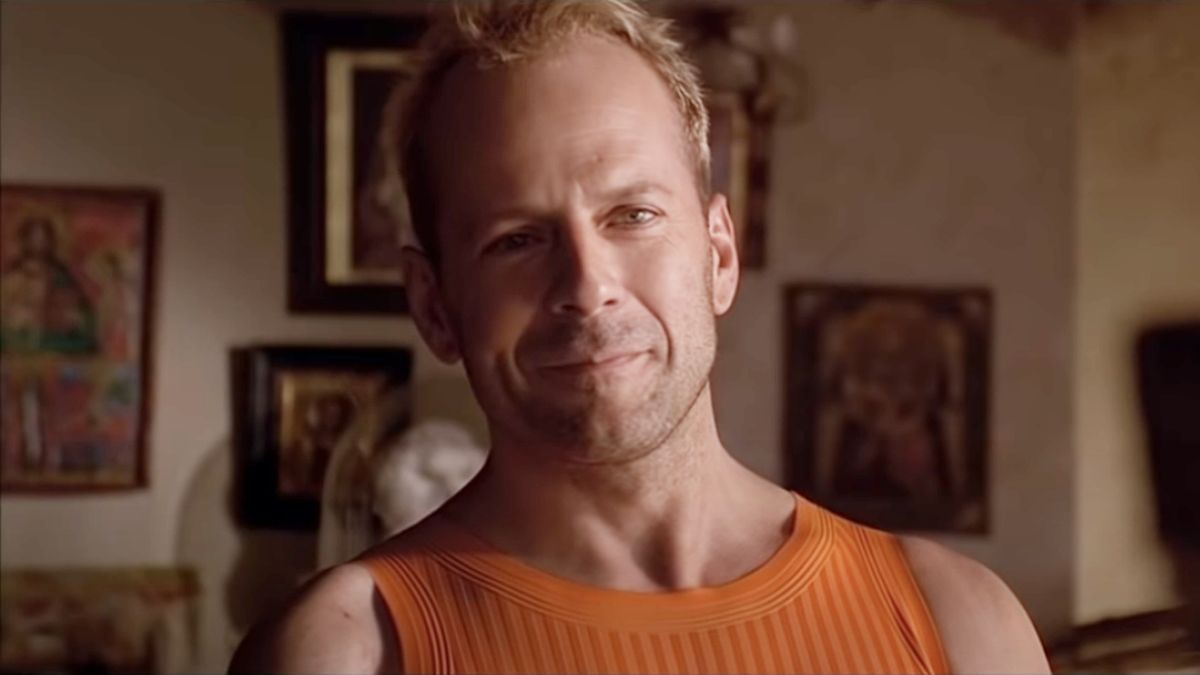 Bruce Willis' Heartfelt Thanksgiving Photos Capture Unconditional Family Love