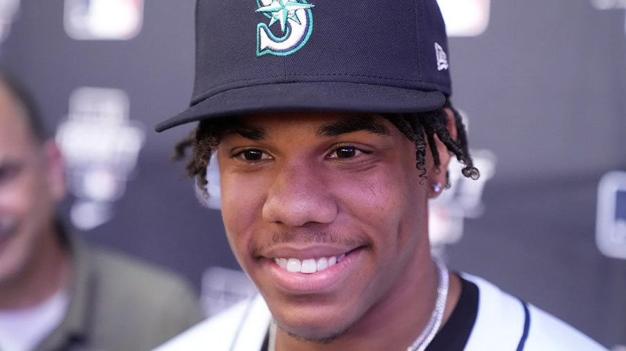Featured image for "Mariners Focus on Power Arms and College Talent in 2024 MLB Draft"