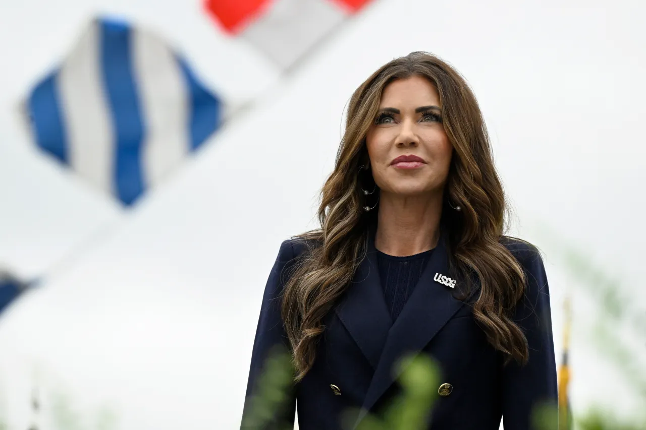 Featured image for Judges halt broad immigration enforcement in California over political concerns