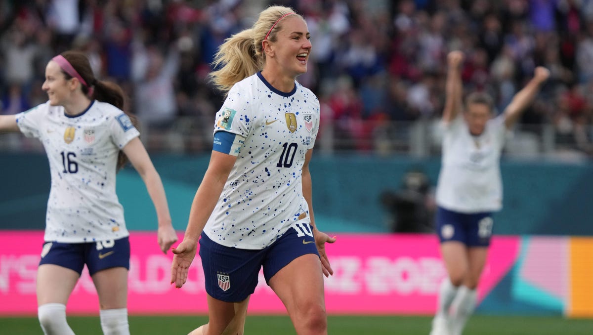 Featured image for USWNT Faces Sweden Test in Women's World Cup Last-16 Match