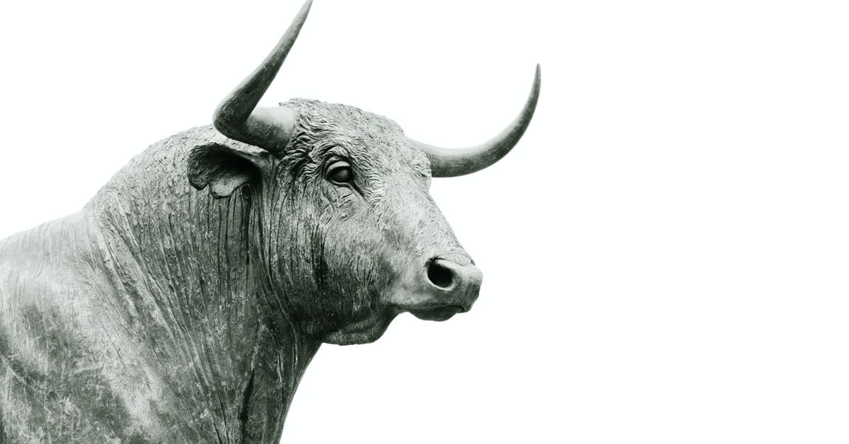 Bitcoin Reaches $52K Amid Euphoria and Market Capitalization Growth