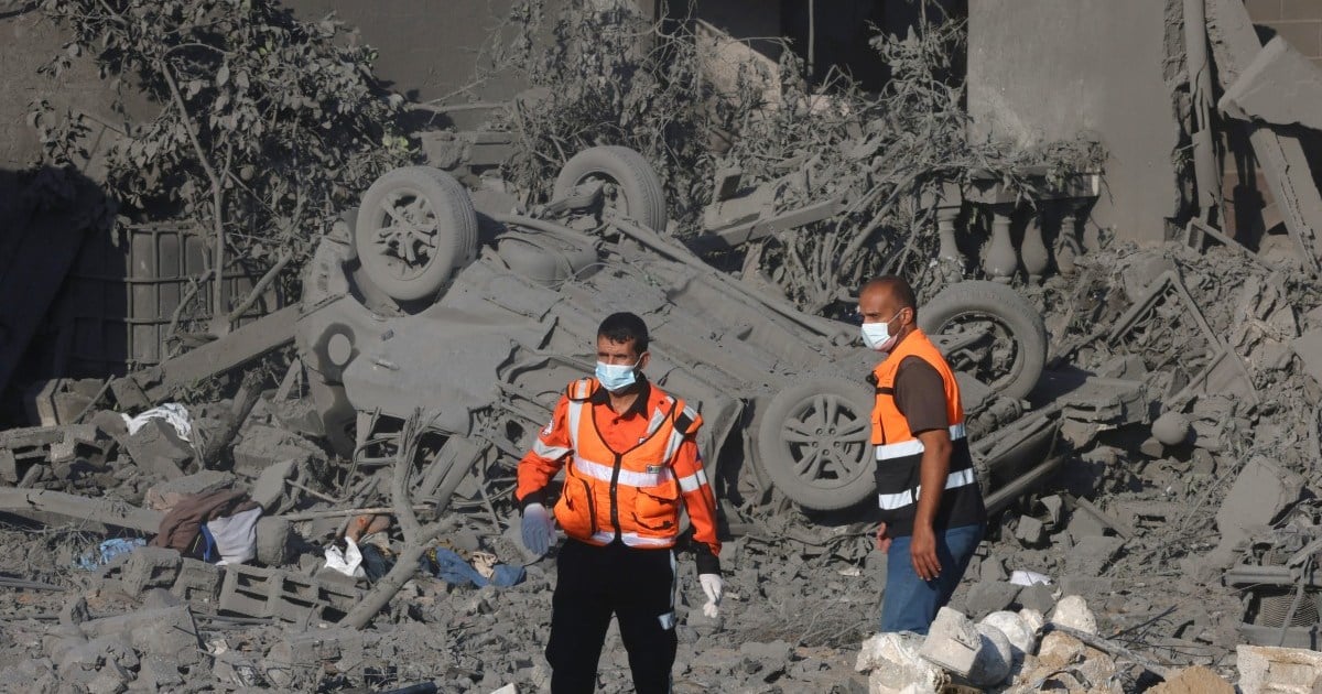 Gaza's Environmental Crisis: 1,000 Bodies Still Trapped Under Rubble