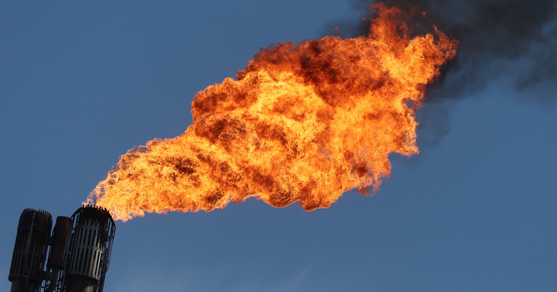 Shell's Retreat: Weakened 2030 Carbon Emissions Target Sparks Concern