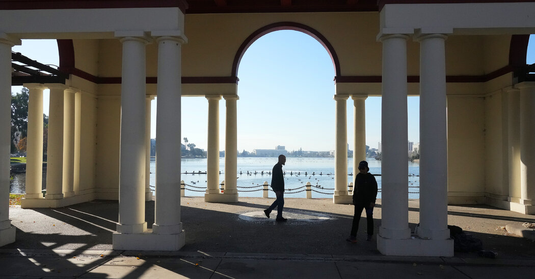 Oakland's Ongoing Battle with Crime: Officials Discuss Progress and Challenges