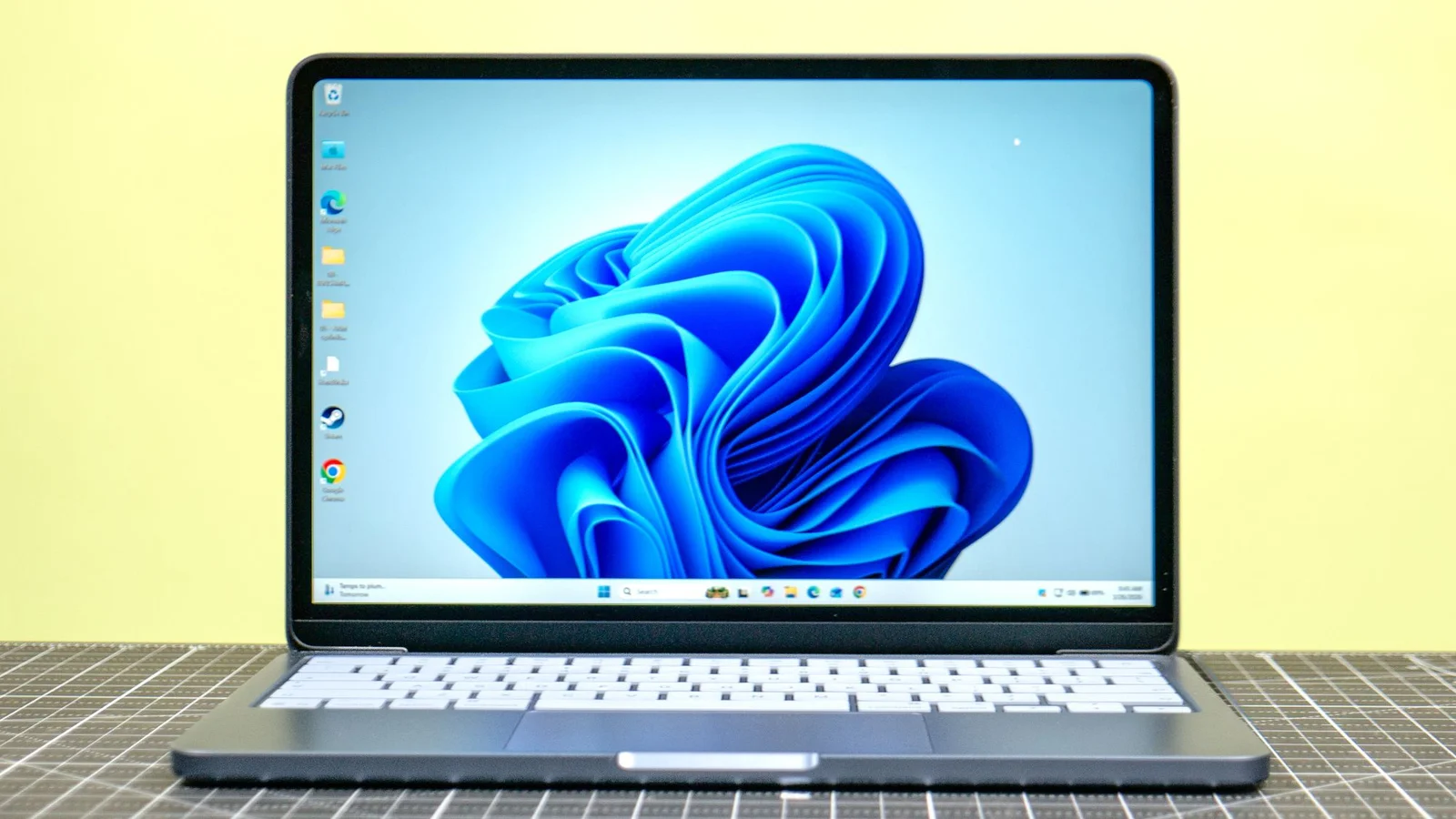 Windows 11 on the MacBook Neo: a doable stunt, but not practical