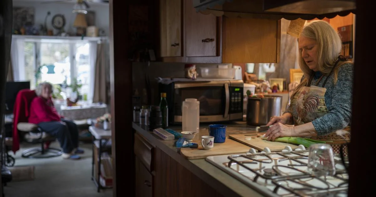 "Study Finds Increased Risk of Chronic Fatigue in COVID-19 Survivors"