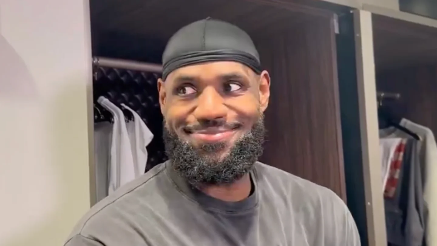 Featured image for LeBron Praises Lakers' Rookie Sensation Dalton Knecht After Stellar Performance