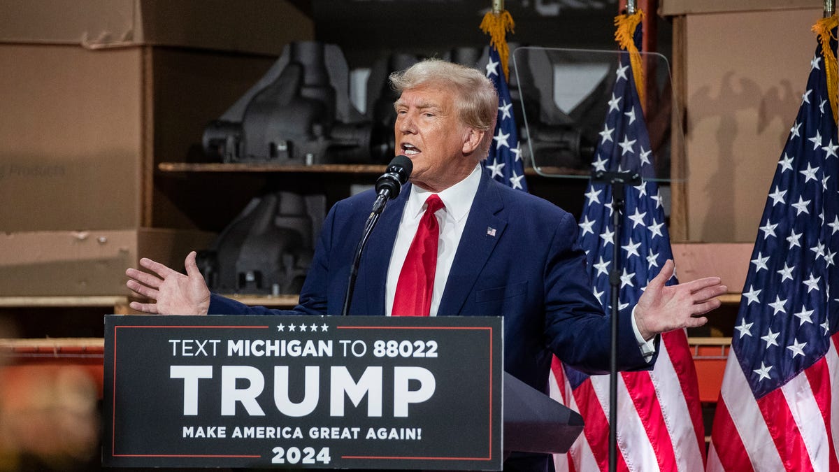 Featured image for "Trump's Clash with UAW President Fain Over Biden Endorsement"