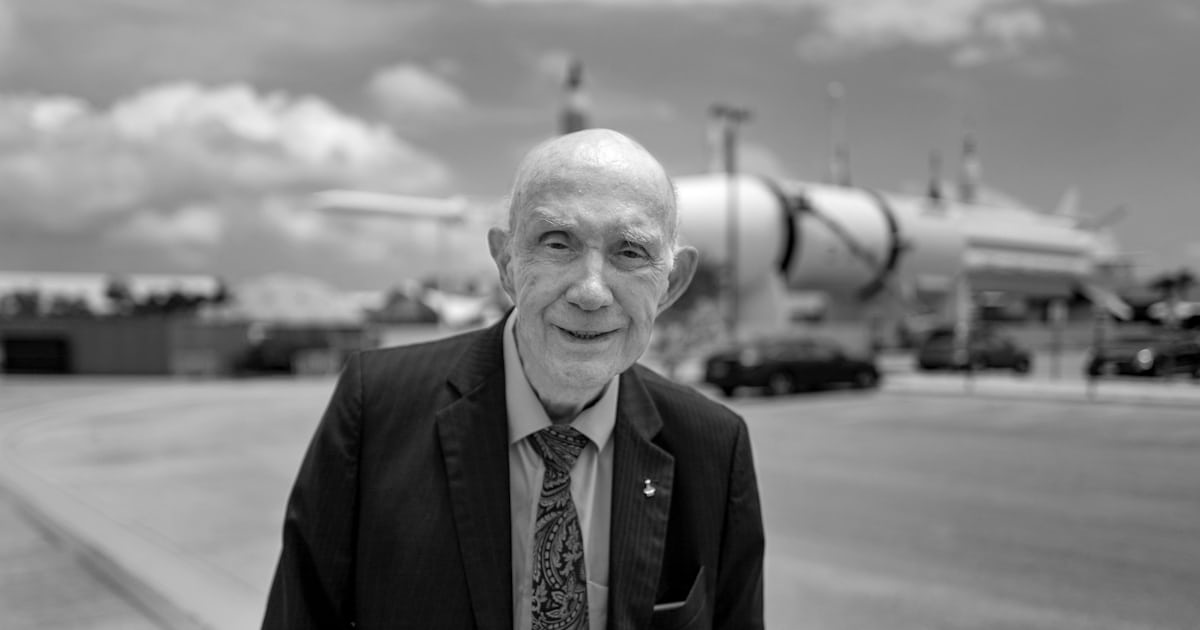 "Apollo Astronaut and Space Pioneer Thomas Stafford Dies at 93"