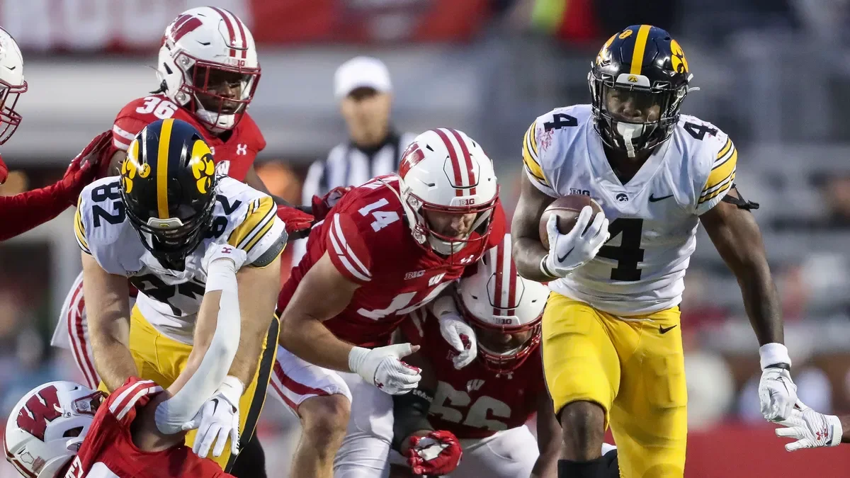 Iowa Hawkeyes Look to Extend Winning Streak Against Minnesota