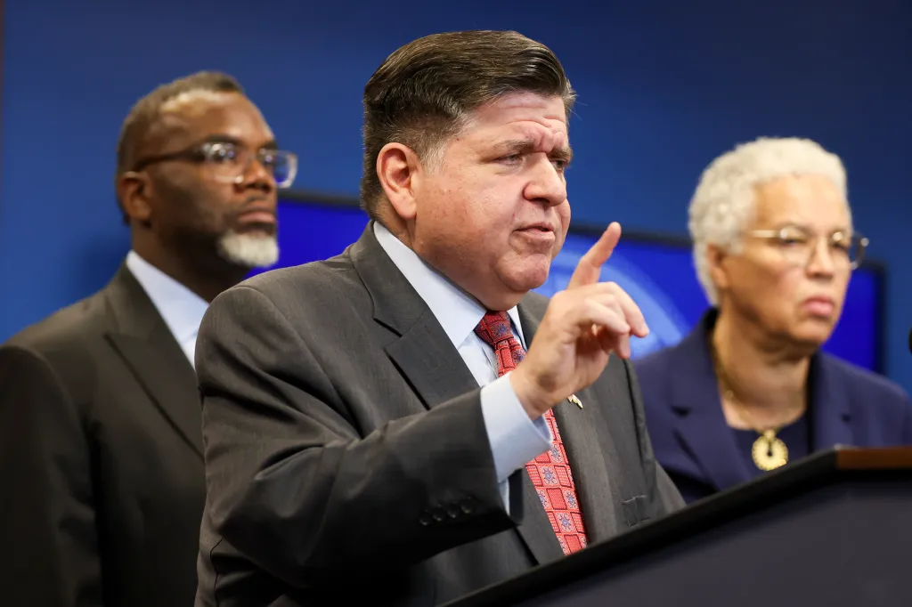 Featured image for Illinois National Guard Deployment and Legal Developments in Chicago