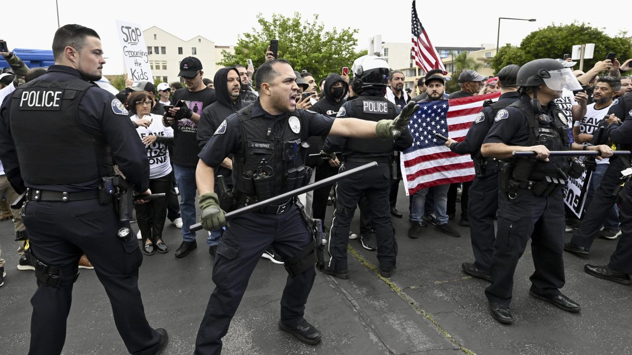 Tensions Rise as Glendale School Board Faces Pride Protests