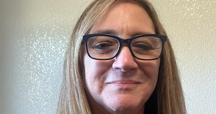 "Ex-Singing Trees Counselor Launches Online Substance Abuse Recovery Service to Aid Community"