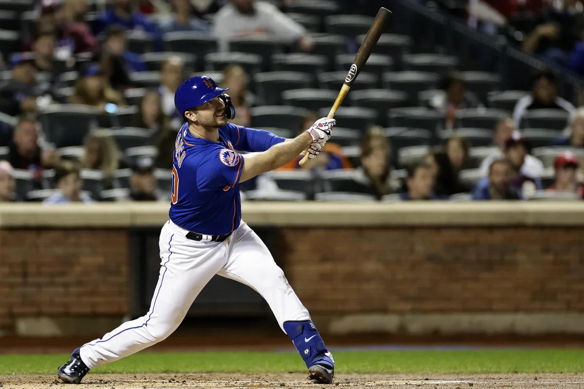 Featured image for "2024 Fantasy Baseball Draft: Top Starting Pitcher Targets and Rookie Impact Prospects"