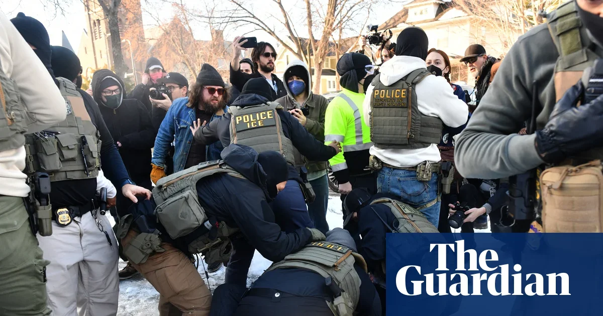 Silicon Valley workers press CEOs to push ICE from U.S. cities