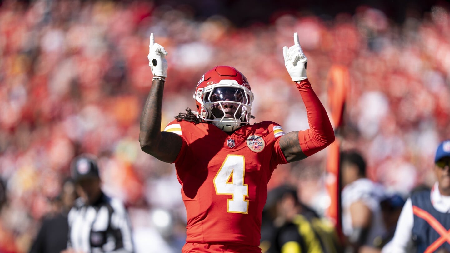 Featured image for Chiefs' Rice and Mahomes Lead Dominant Win Over Raiders