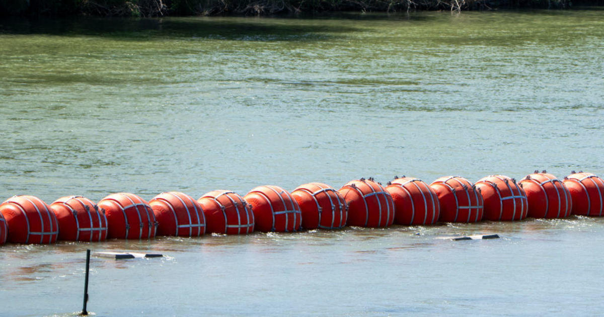 Featured image for Court Rules Texas' Floating Border Barrier Can Remain Amid Legal Battle
