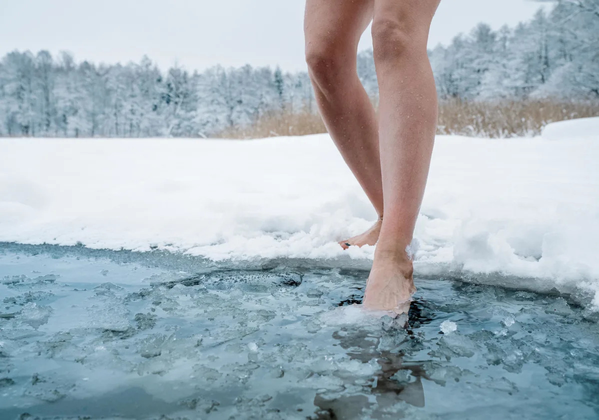 Featured image for "Cryotherapy: The Trendy Recovery Tool Explained"