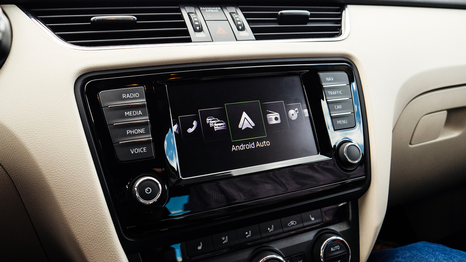 Featured image for "Cut the Cords: Top Android Auto Wireless Adapters for a Wireless Car Connection"