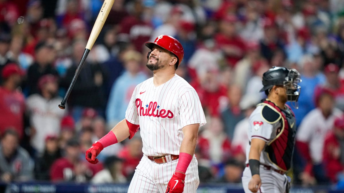 Featured image for "Underdog Diamondbacks vs Phillies: Winner-take-all NLCS Game 7 to World Series"