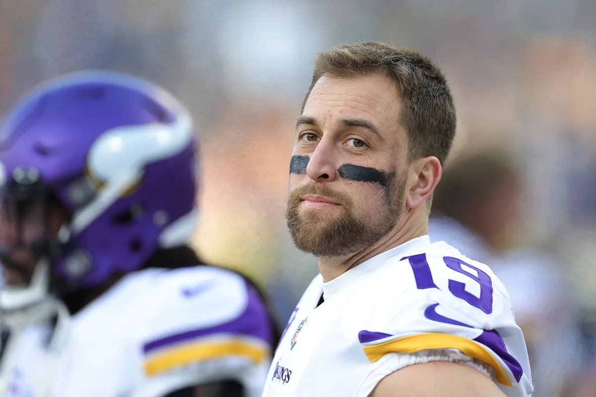 Panthers Secure Adam Thielen in 3-Year, $25M Deal