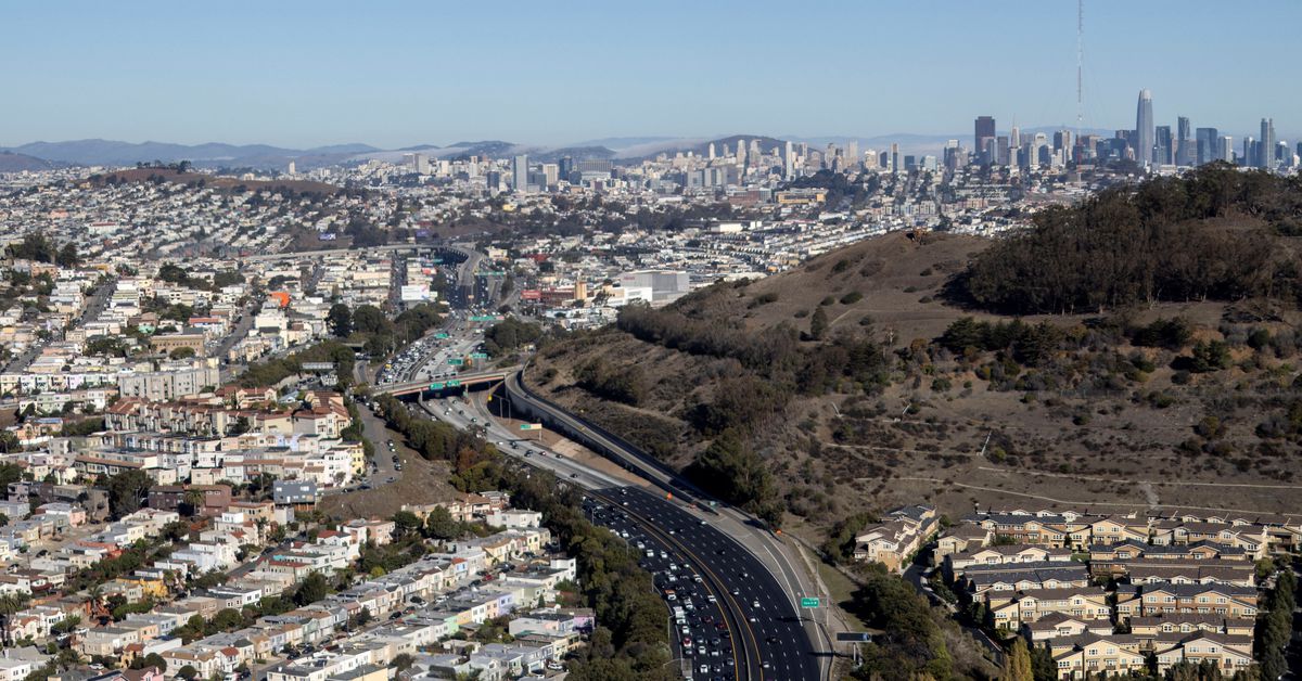 California Governor Newsom to Sign Climate Bill for Corporate Carbon Footprints