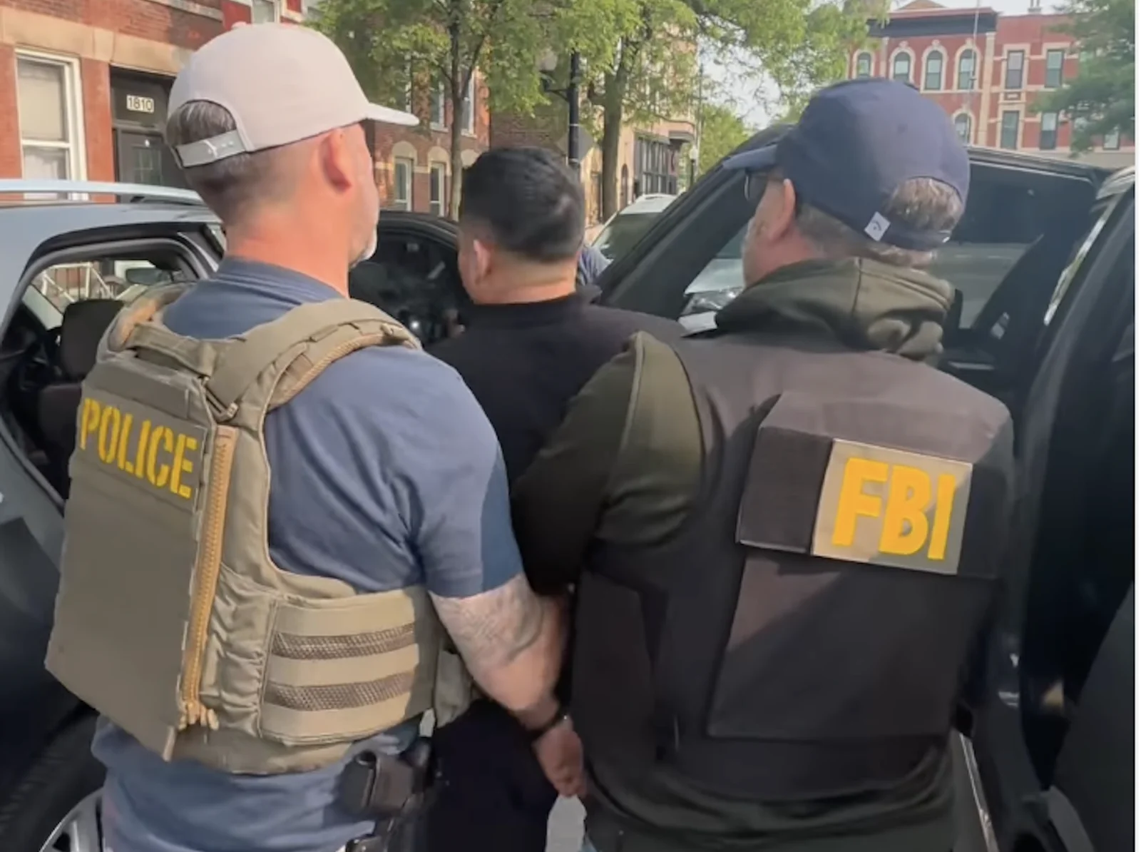 Trump Plans Chicago Crackdown Using Military and ICE Resources