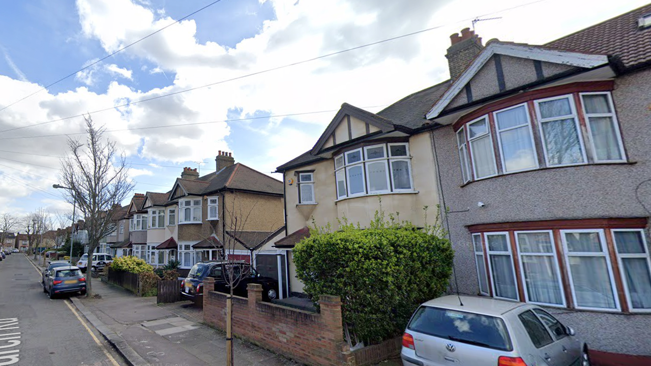 Featured image for Squatter's Profit: Battle Over Dead Woman's Home Ends in Lucrative Sale