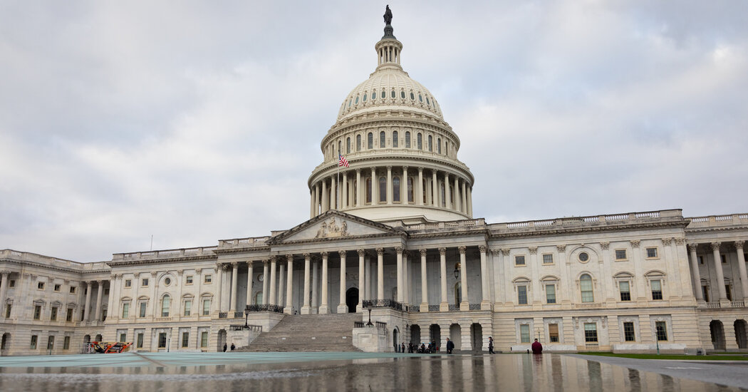 Featured image for Democrats Brace for House Battle Amid GOP Gains